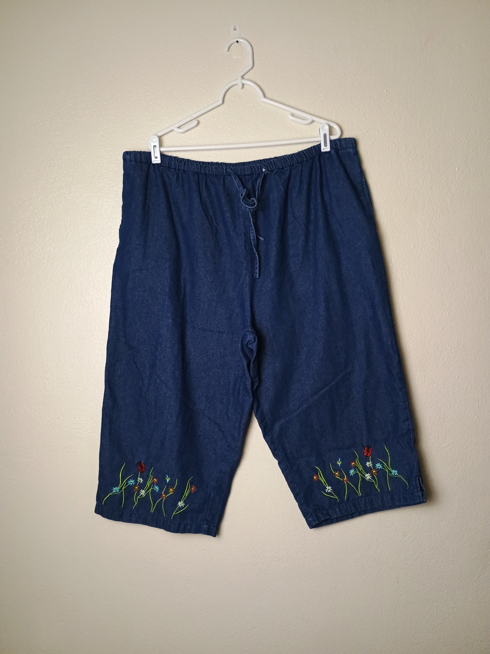Vintage 90s Embroidered Indigo Capri Pants with Drawstring Plus Size 22W
